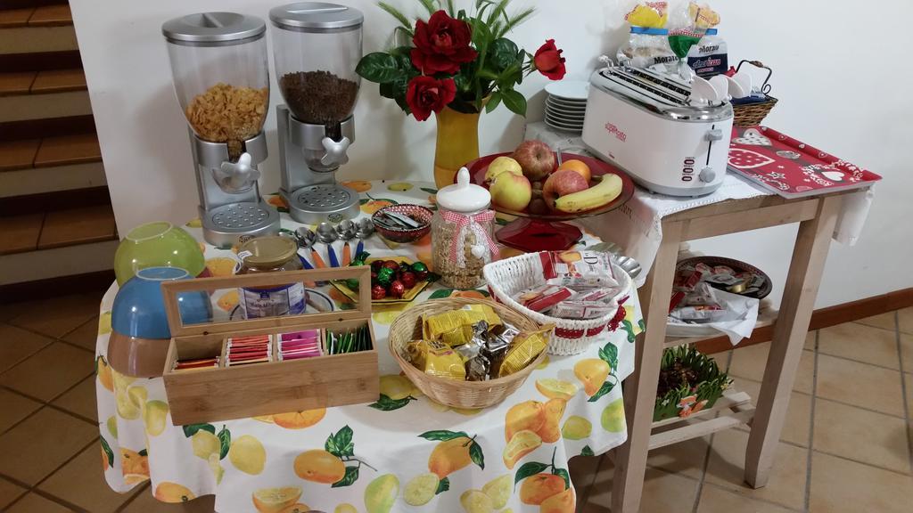 A Due Passi Dal Mare B&B Numana Dış mekan fotoğraf