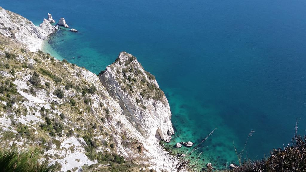 A Due Passi Dal Mare B&B Numana Dış mekan fotoğraf