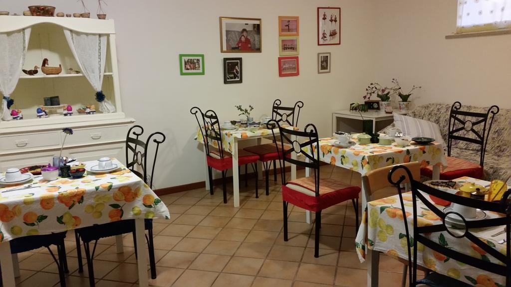 A Due Passi Dal Mare B&B Numana Dış mekan fotoğraf