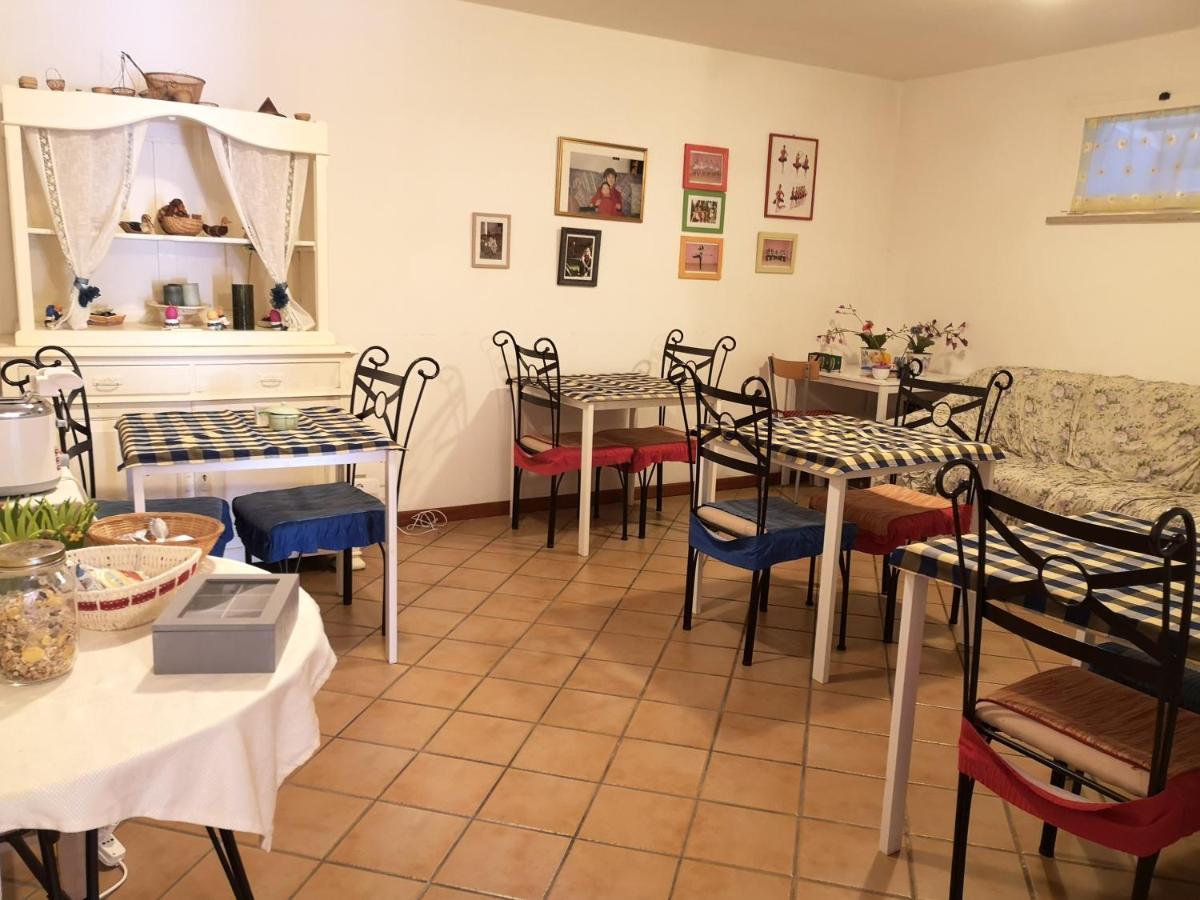 A Due Passi Dal Mare B&B Numana Dış mekan fotoğraf