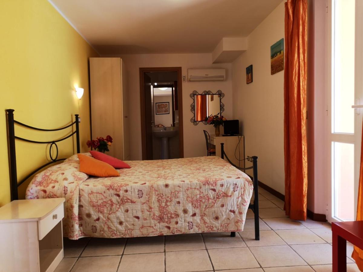 A Due Passi Dal Mare B&B Numana Dış mekan fotoğraf