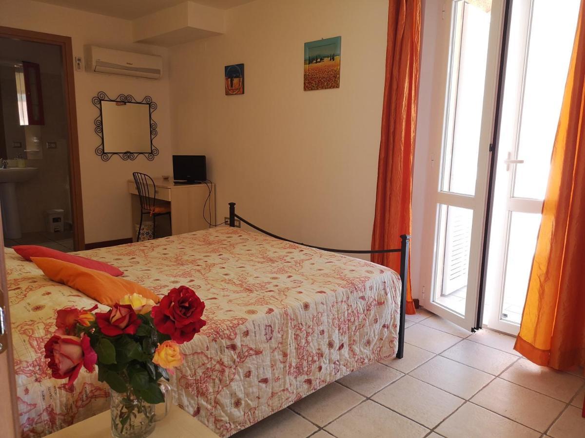 A Due Passi Dal Mare B&B Numana Dış mekan fotoğraf